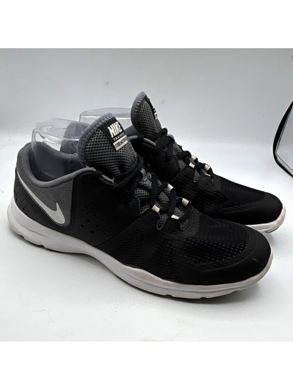 Nike Core Motion TR 3 Women Lace Up Low Top Mesh Sneakers 844681-001 Size 8.5